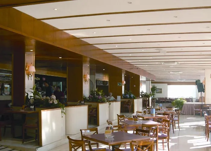 מלון Gran Garbi & Aquasplash